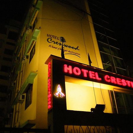 Hotel Crestwood Calcutta Extérieur photo