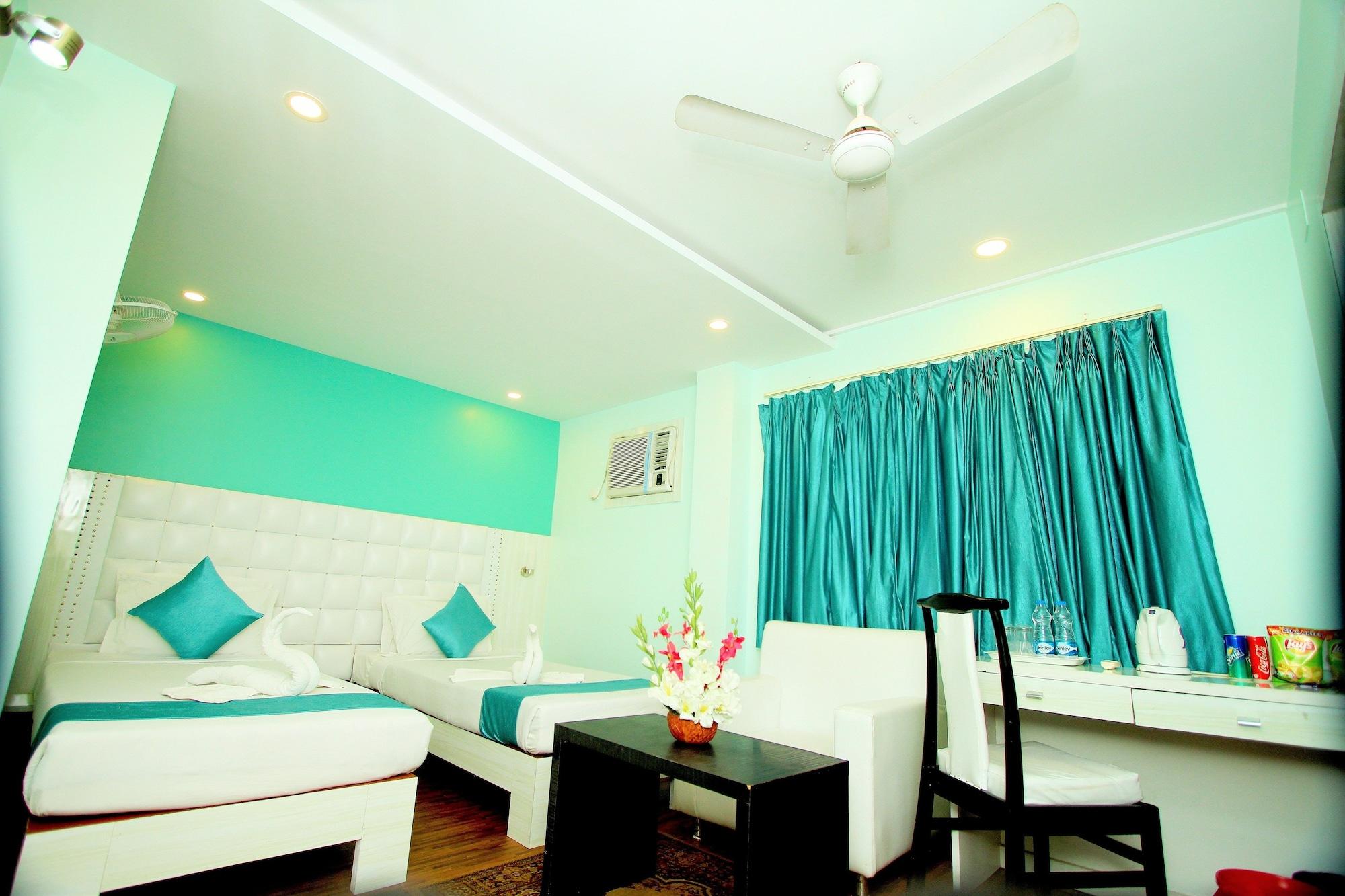 Hotel Crestwood Calcutta Extérieur photo