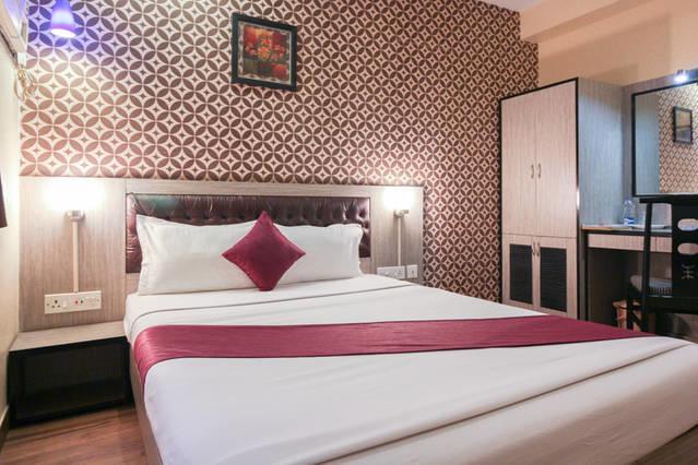 Hotel Crestwood Calcutta Extérieur photo