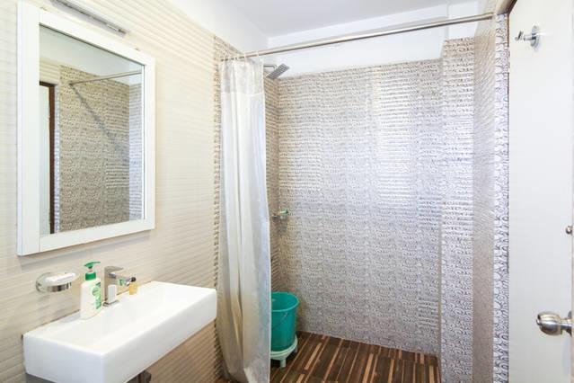 Hotel Crestwood Calcutta Extérieur photo