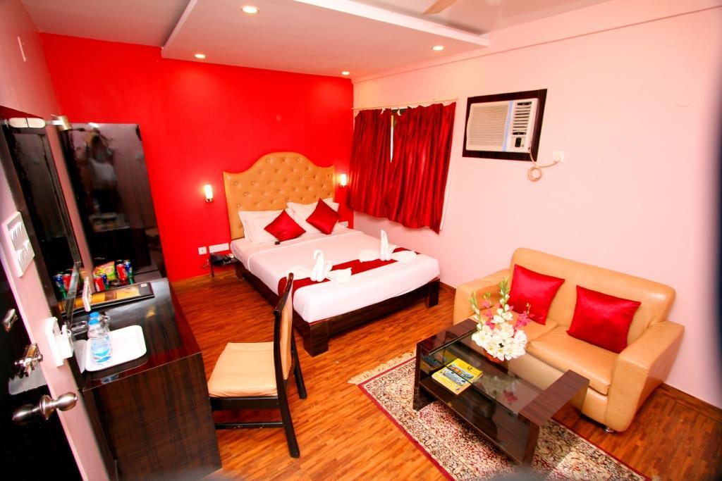 Hotel Crestwood Calcutta Extérieur photo