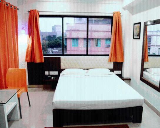 Hotel Crestwood Calcutta Chambre photo